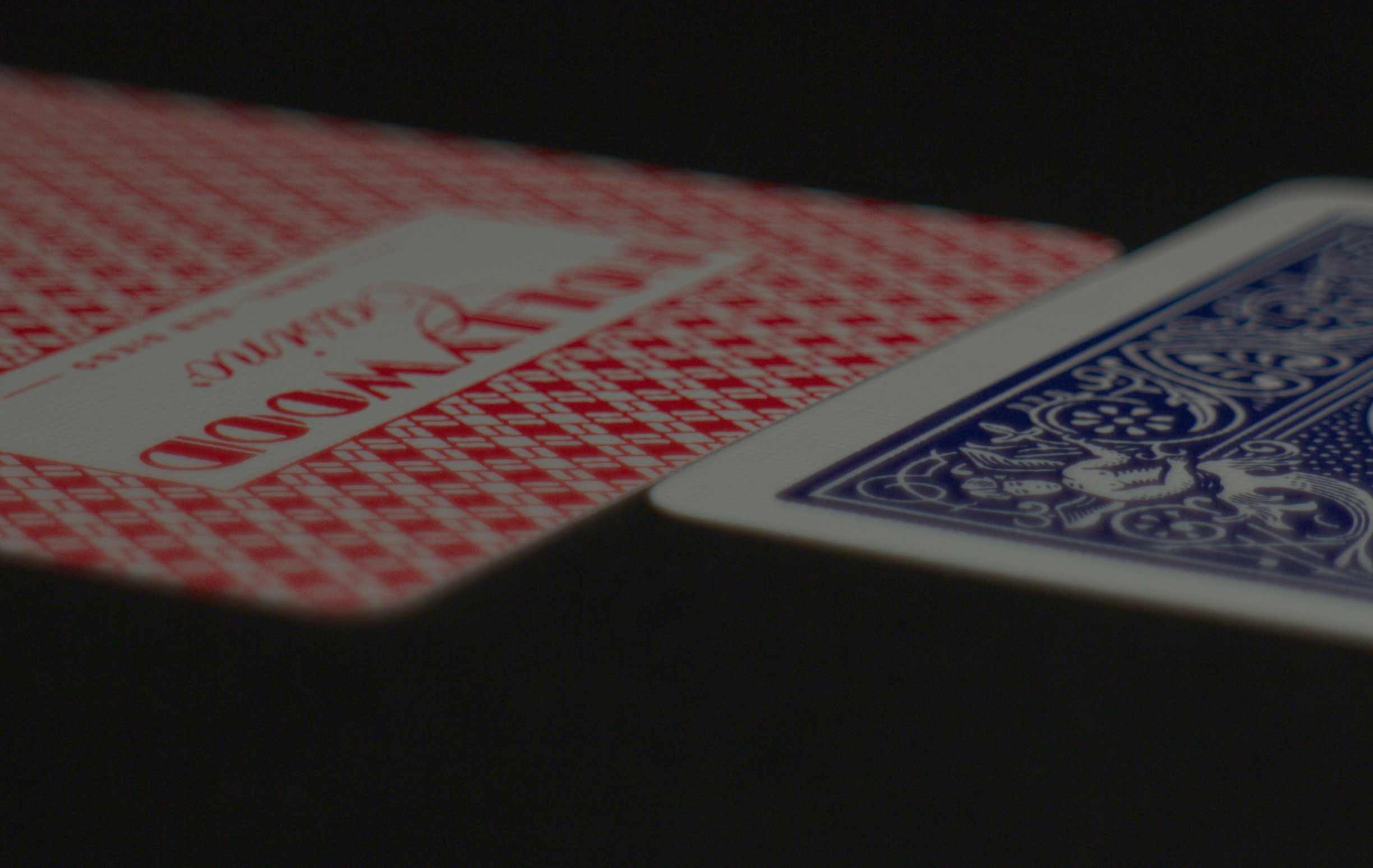 What Are the Best Types of Cards for Magicians or Cardist’s?