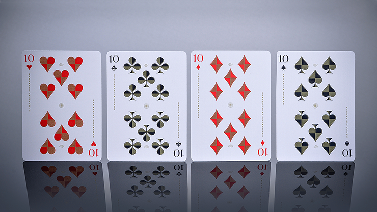 Solidarity (Loving Red) Playing Cards By Riffle Shuffle - Image 3